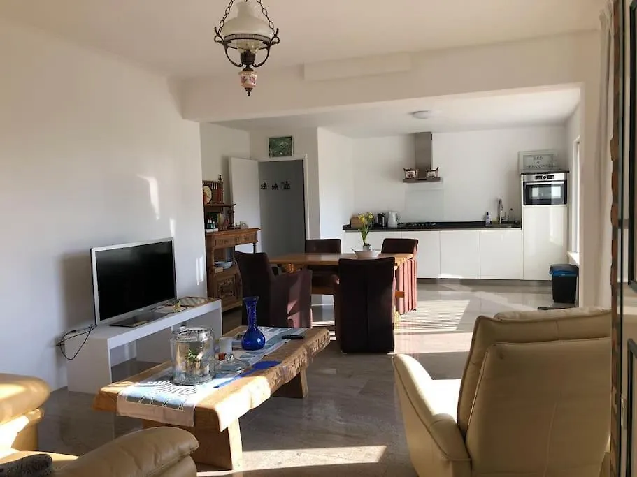 Charming Authentic Renovated Farm Villa Cadier en Keer